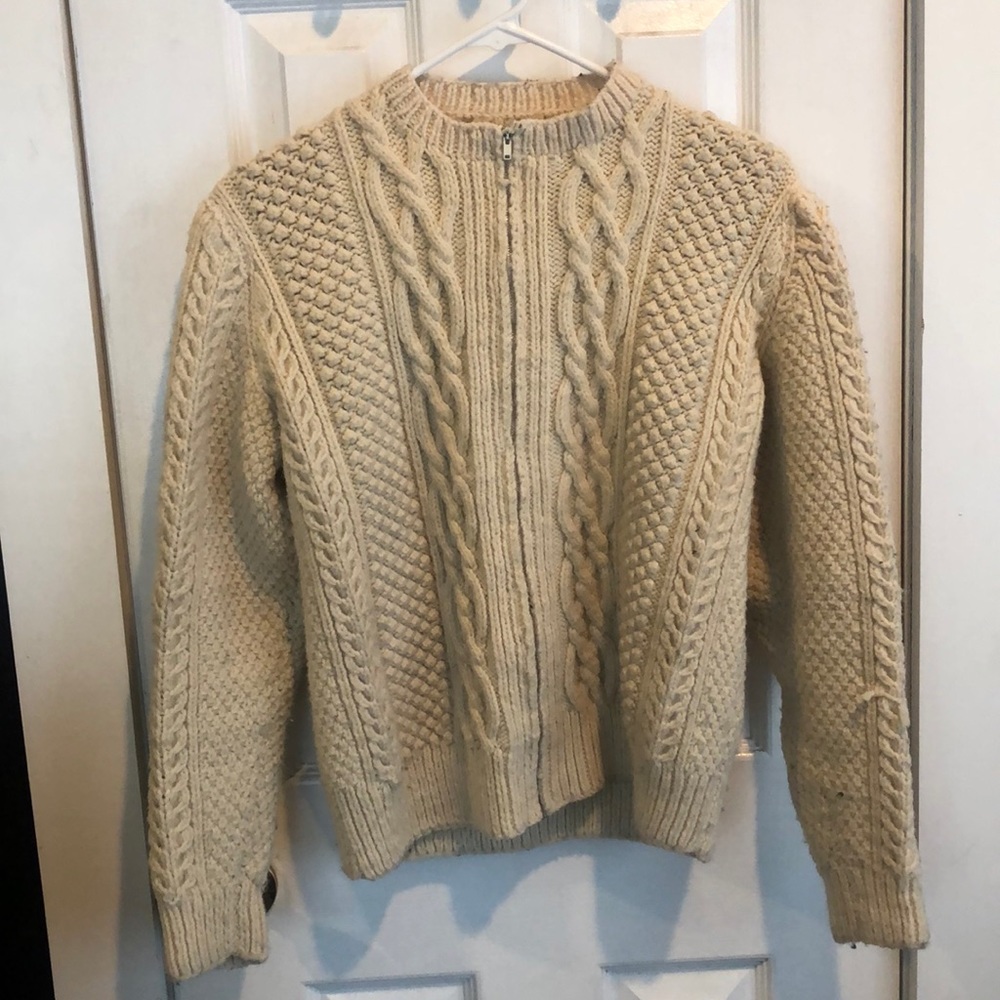 VINTAGE hand knit Irish wool sweater with zipper